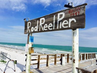 Holmes Beach sleeps 6 on Anna Maria Island